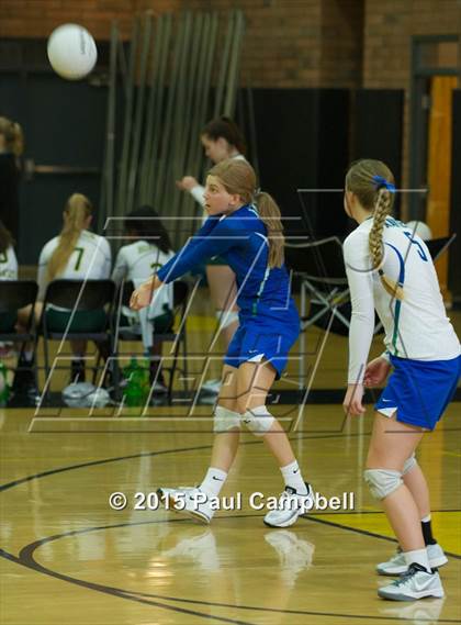 Thumbnail 2 in Gilbert vs Xavier (Gilbert Invitational) photogallery.