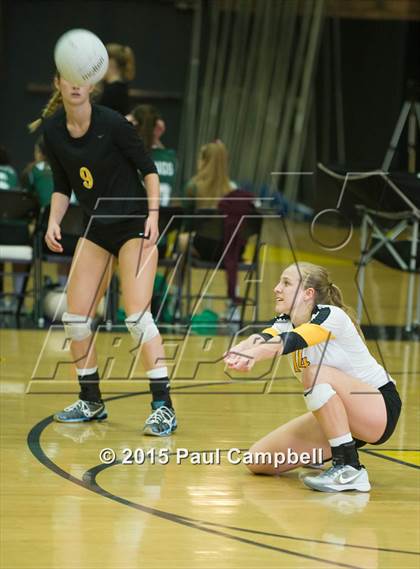 Thumbnail 1 in Gilbert vs Xavier (Gilbert Invitational) photogallery.