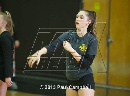 Thumbnail 2 in Gilbert vs Xavier (Gilbert Invitational) photogallery.