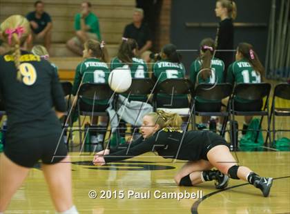 Thumbnail 2 in Gilbert vs Xavier (Gilbert Invitational) photogallery.