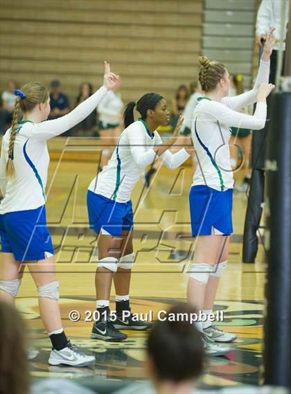 Thumbnail 2 in Gilbert vs Xavier (Gilbert Invitational) photogallery.