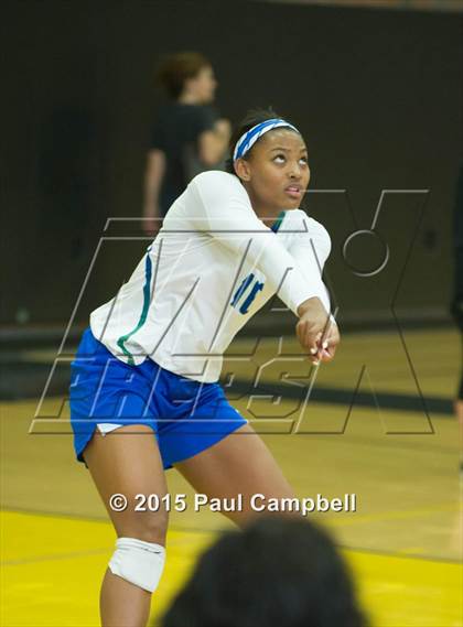 Thumbnail 1 in Gilbert vs Xavier (Gilbert Invitational) photogallery.