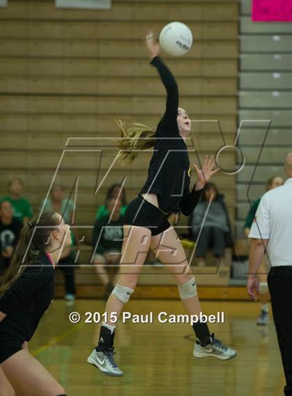 Thumbnail 3 in Gilbert vs Xavier (Gilbert Invitational) photogallery.