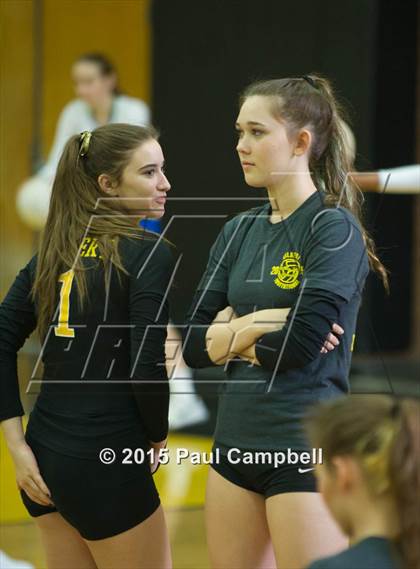 Thumbnail 2 in Gilbert vs Xavier (Gilbert Invitational) photogallery.