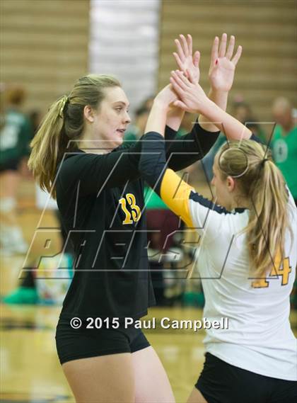 Thumbnail 2 in Gilbert vs Xavier (Gilbert Invitational) photogallery.