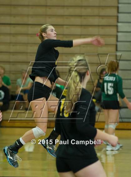Thumbnail 1 in Gilbert vs Xavier (Gilbert Invitational) photogallery.