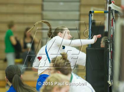 Thumbnail 3 in Gilbert vs Xavier (Gilbert Invitational) photogallery.
