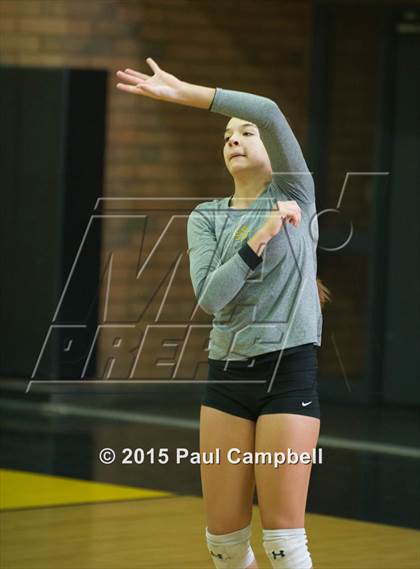 Thumbnail 3 in Gilbert vs Xavier (Gilbert Invitational) photogallery.