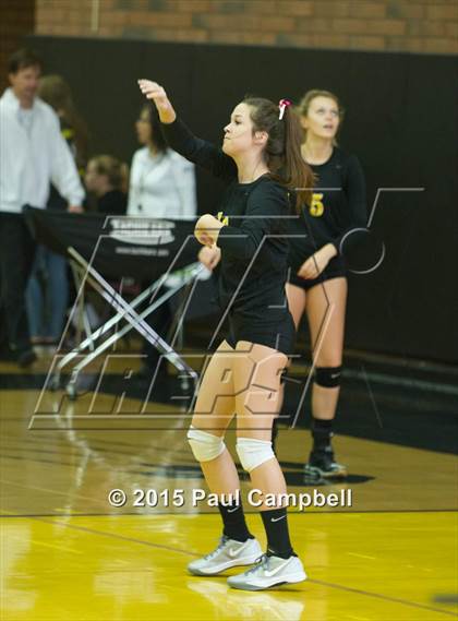 Thumbnail 2 in Gilbert vs Xavier (Gilbert Invitational) photogallery.