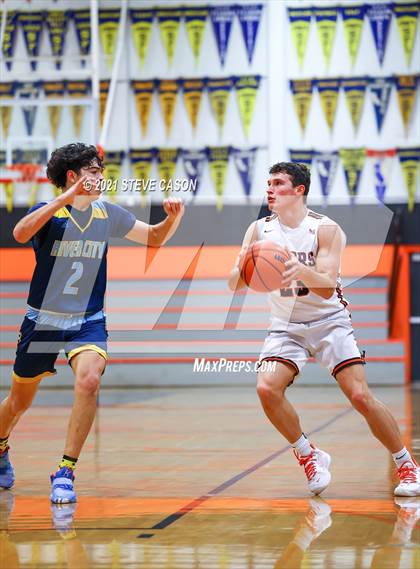 Thumbnail 2 in Roseville vs River City (Tiger Classic) photogallery.