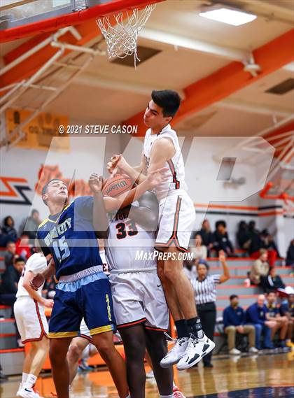 Thumbnail 1 in Roseville vs River City (Tiger Classic) photogallery.