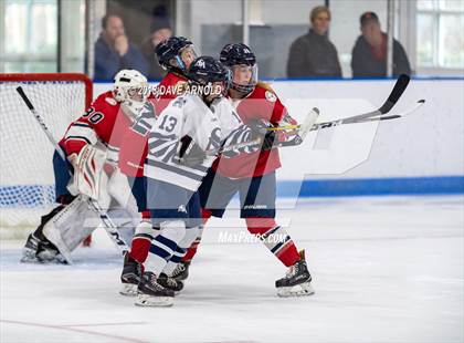 Thumbnail 2 in Lawrence Academy vs. St. Mark's (Harrington Invitational) photogallery.