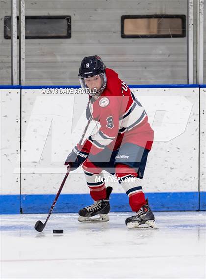 Thumbnail 2 in Lawrence Academy vs. St. Mark's (Harrington Invitational) photogallery.