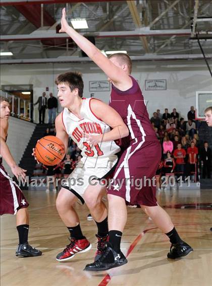 Thumbnail 3 in Benton vs DuQuoin (DuQuoin Tip-Off Classic) photogallery.
