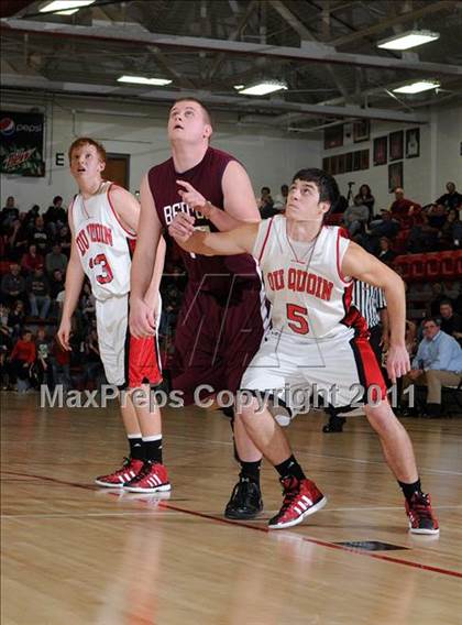 Thumbnail 2 in Benton vs DuQuoin (DuQuoin Tip-Off Classic) photogallery.
