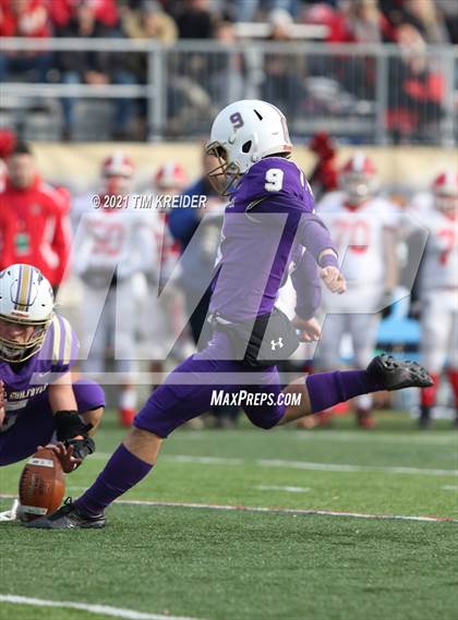 Thumbnail 3 in Bishop Guilfoyle vs. Redbank Valley (PIAA 1A Final) photogallery.