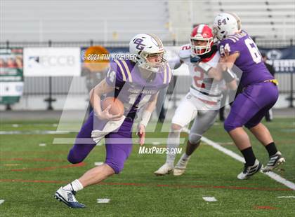 Thumbnail 3 in Bishop Guilfoyle vs. Redbank Valley (PIAA 1A Final) photogallery.