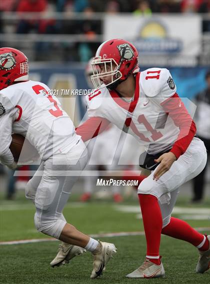 Thumbnail 3 in Bishop Guilfoyle vs. Redbank Valley (PIAA 1A Final) photogallery.