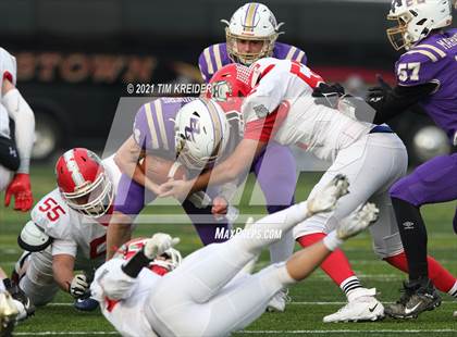 Thumbnail 1 in Bishop Guilfoyle vs. Redbank Valley (PIAA 1A Final) photogallery.