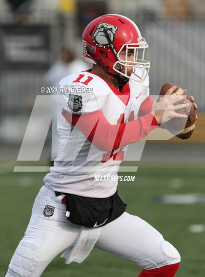 Thumbnail 1 in Bishop Guilfoyle vs. Redbank Valley (PIAA 1A Final) photogallery.