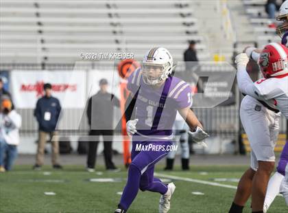 Thumbnail 2 in Bishop Guilfoyle vs. Redbank Valley (PIAA 1A Final) photogallery.