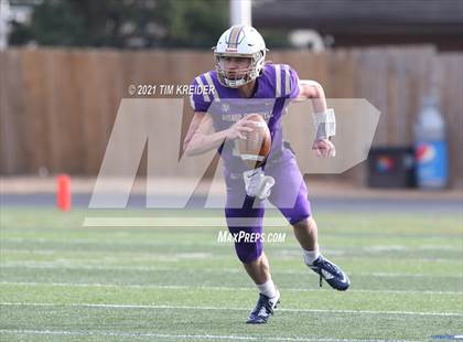 Thumbnail 2 in Bishop Guilfoyle vs. Redbank Valley (PIAA 1A Final) photogallery.