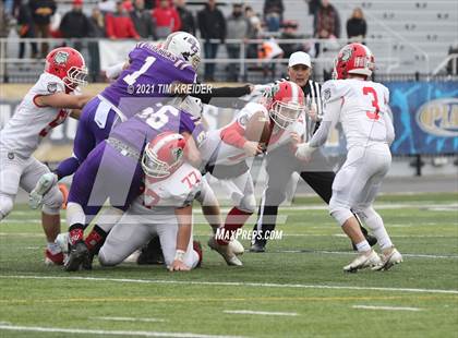 Thumbnail 3 in Bishop Guilfoyle vs. Redbank Valley (PIAA 1A Final) photogallery.