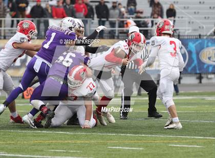 Thumbnail 2 in Bishop Guilfoyle vs. Redbank Valley (PIAA 1A Final) photogallery.
