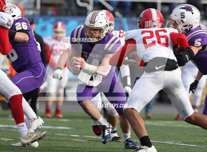 Thumbnail 3 in Bishop Guilfoyle vs. Redbank Valley (PIAA 1A Final) photogallery.