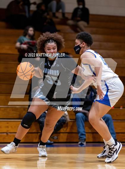 Thumbnail 1 in Overhills @ Westover photogallery.