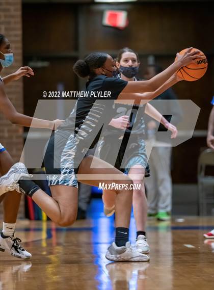 Thumbnail 3 in Overhills @ Westover photogallery.