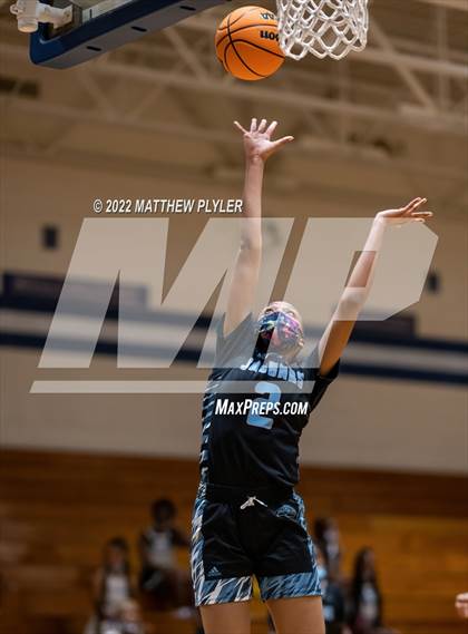 Thumbnail 3 in Overhills @ Westover photogallery.