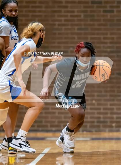 Thumbnail 3 in Overhills @ Westover photogallery.