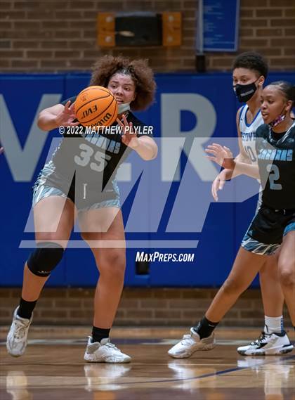 Thumbnail 1 in Overhills @ Westover photogallery.