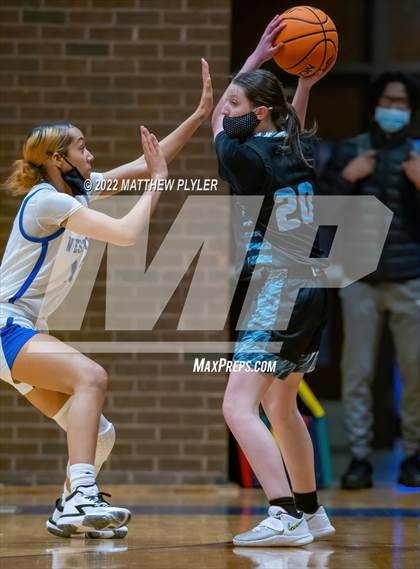 Thumbnail 2 in Overhills @ Westover photogallery.