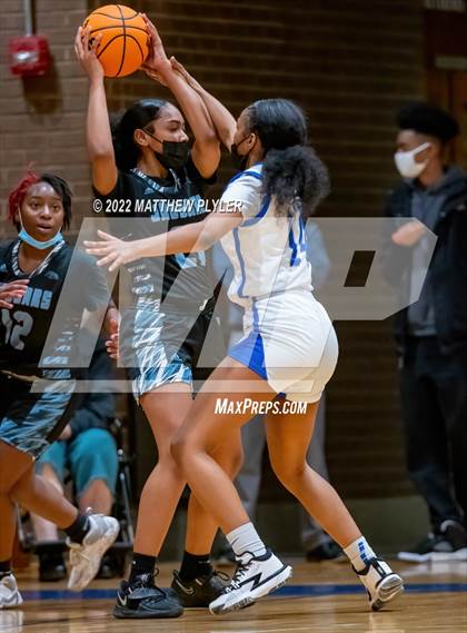 Thumbnail 1 in Overhills @ Westover photogallery.