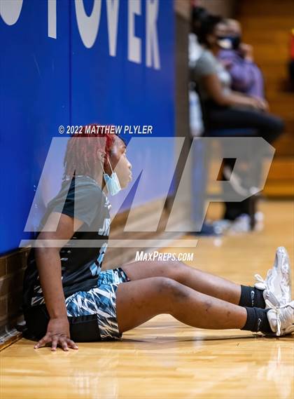 Thumbnail 3 in Overhills @ Westover photogallery.
