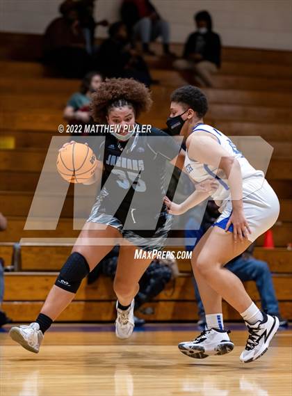 Thumbnail 2 in Overhills @ Westover photogallery.