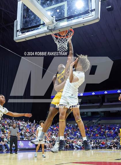 Thumbnail 1 in Stony Point vs. Beaumont United (UIL 6A Basketball Semifinal) photogallery.