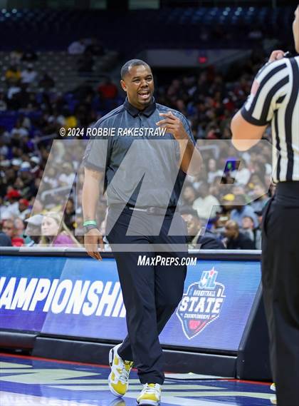 Thumbnail 2 in Stony Point vs. Beaumont United (UIL 6A Basketball Semifinal) photogallery.