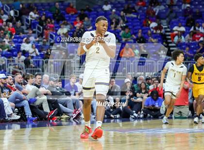 Thumbnail 2 in Stony Point vs. Beaumont United (UIL 6A Basketball Semifinal) photogallery.