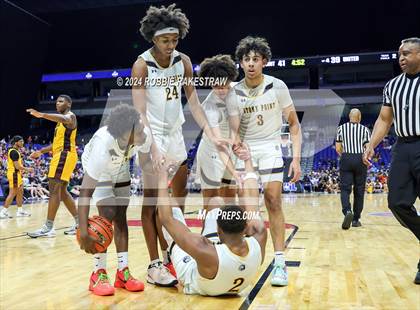 Thumbnail 3 in Stony Point vs. Beaumont United (UIL 6A Basketball Semifinal) photogallery.