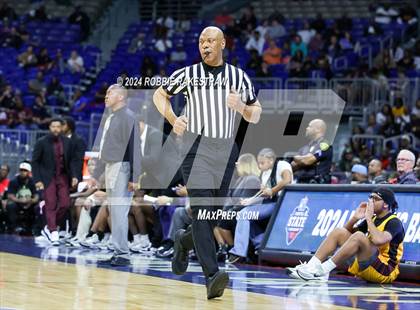 Thumbnail 2 in Stony Point vs. Beaumont United (UIL 6A Basketball Semifinal) photogallery.