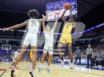 Thumbnail 3 in Stony Point vs. Beaumont United (UIL 6A Basketball Semifinal) photogallery.
