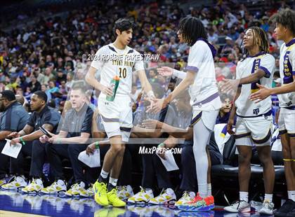 Thumbnail 3 in Stony Point vs. Beaumont United (UIL 6A Basketball Semifinal) photogallery.