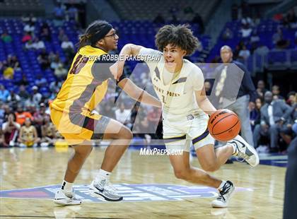 Thumbnail 3 in Stony Point vs. Beaumont United (UIL 6A Basketball Semifinal) photogallery.