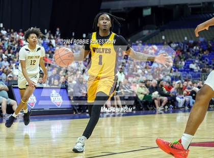 Thumbnail 3 in Stony Point vs. Beaumont United (UIL 6A Basketball Semifinal) photogallery.