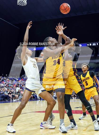 Thumbnail 1 in Stony Point vs. Beaumont United (UIL 6A Basketball Semifinal) photogallery.