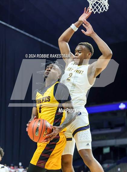 Thumbnail 1 in Stony Point vs. Beaumont United (UIL 6A Basketball Semifinal) photogallery.