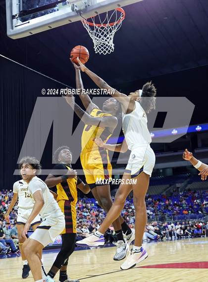 Thumbnail 3 in Stony Point vs. Beaumont United (UIL 6A Basketball Semifinal) photogallery.